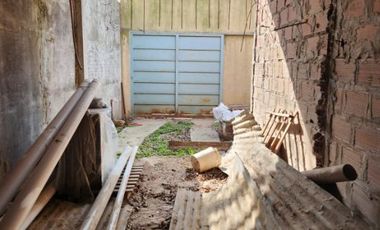 Casa en venta en Temperley Este