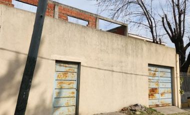 Casa en venta en Temperley Este