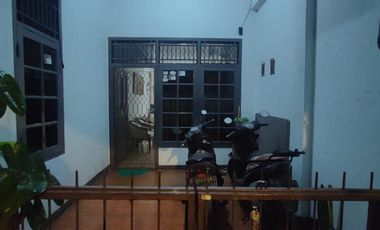 Rumah Strategis SHM 14 Menit ke Pintu Tol Joglo 4 Bebas Banjir J-41124