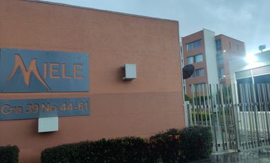 apartamento en arriendo en urb. llanogrande. Cod A118526