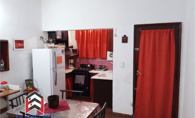 Excelente Departamento 3 AMB al Frente