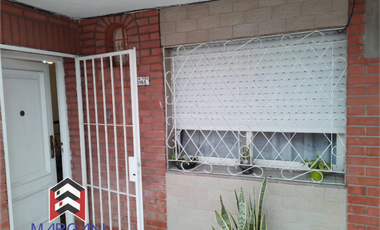 Excelente Departamento 3 AMB al Frente