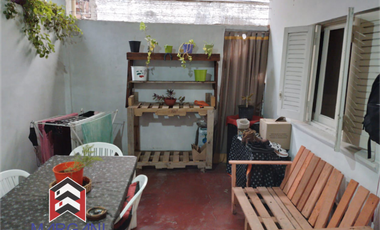 Excelente Departamento 3 AMB al Frente