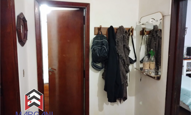 Excelente Departamento 3 AMB al Frente