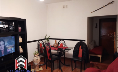 Excelente Departamento 3 AMB al Frente