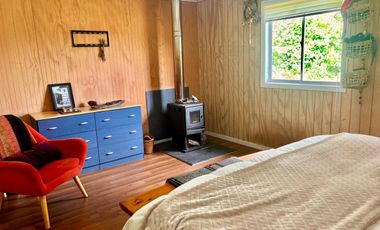 CASA EN SECTOR RURAL DE LONCOPAN EN MEDIA HECTAREA DE TERRENO