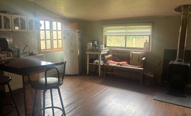 CASA EN SECTOR RURAL DE LONCOPAN EN MEDIA HECTAREA DE TERRENO