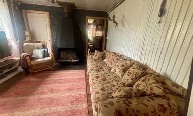 CASA EN SECTOR RURAL DE LONCOPAN EN MEDIA HECTAREA DE TERRENO