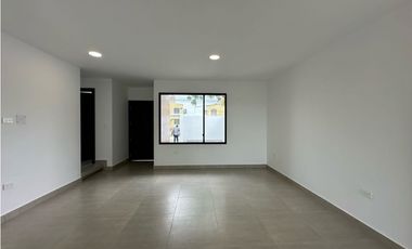MODERNA CASA NUEVA CON 3 DORMITORIOS EN MANTA AZUL, SUR DE MANTA