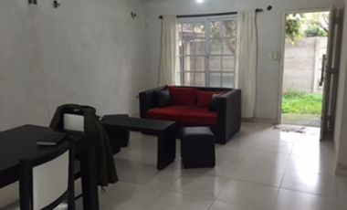 Hermosa Chalet Estilo Quinta en Paso del Rey