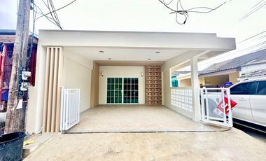 3 Bedroom Townhouse for sale at NHA Phuket Sirea