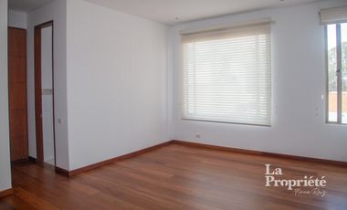 apartamento en arriendo en la cabrera. Cod A174