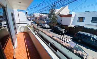 Venta Casa cerca de Mall