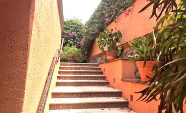 Casa Sola en Jardines de Acapatzingo Cuernavaca - TBR-907-Cs#