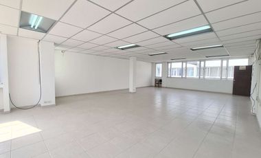 COD. 638 - SE ARRIENDA OFICINA - BARRIO: CENTRO