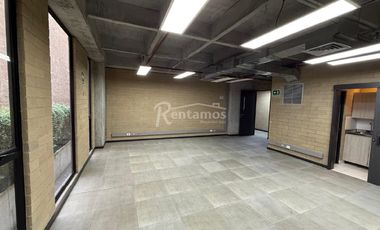 oficina en venta en guayabal. Cod V776677