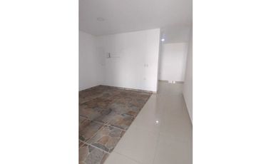 Apartamento en arriendo en un primer piso  sector de la castellana