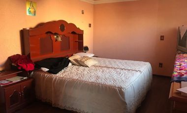 CASA CON NAVE EN VENTA  EN SANTIAGUITO TENANGO