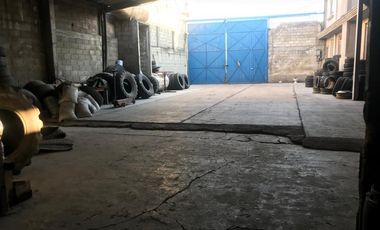 CASA CON NAVE EN VENTA  EN SANTIAGUITO TENANGO