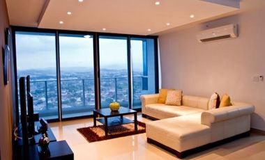 Venta: Apartamento en el Edificio Top Towers, Costa del Este