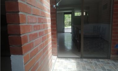 VENTA CASA UNIFAMILIAR EN BELLO
