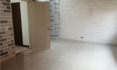 VENTA CASA UNIFAMILIAR EN BELLO