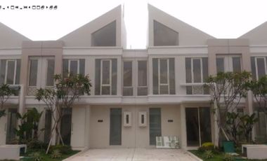 Rumah baru minimalis Grand Pakuwon