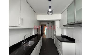 Amplio Duplex Familiar (250M2) Casi Frente Al Parque Casuarinas, Surco