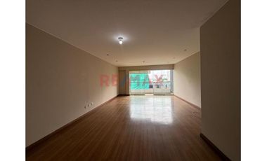 Amplio Duplex Familiar (250M2) Casi Frente Al Parque Casuarinas, Surco