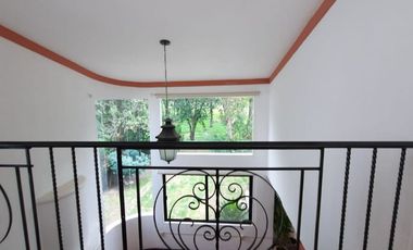 SE VENDE CASA EN CLUB DE GOLF CON VISTA AL CAMPO