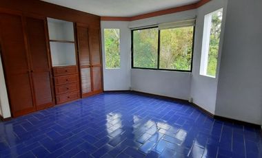 SE VENDE CASA EN CLUB DE GOLF CON VISTA AL CAMPO