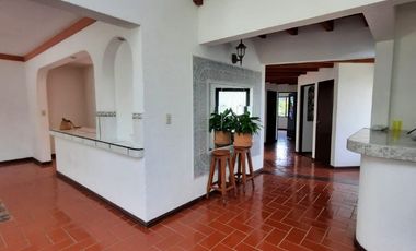 SE VENDE CASA EN CLUB DE GOLF CON VISTA AL CAMPO