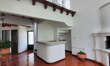 SE VENDE CASA EN CLUB DE GOLF CON VISTA AL CAMPO