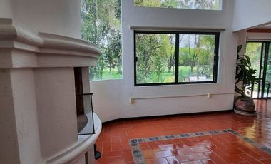 SE VENDE CASA EN CLUB DE GOLF CON VISTA AL CAMPO