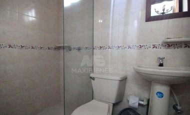 casa en arriendo en la doctora. Cod A59527