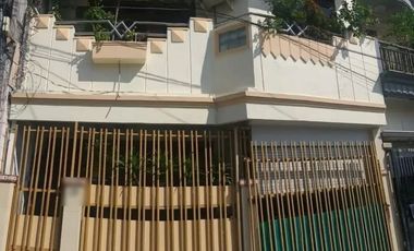 Rumah 2 Lantai Siap Huni Granting Baru Simokerto Surabaya