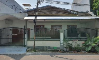 Rumah disewakan di Jawa Timur, Surabaya