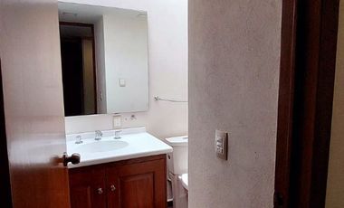 Amplias Oficinas en venta en Las Aguilas