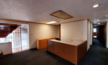 Amplias Oficinas en venta en Las Aguilas