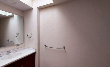 Amplias Oficinas en venta en Las Aguilas