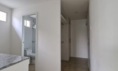 Venta de casa cerca del Riocentro Dorado y Plaza Batan, La Aurora, Guayaquil