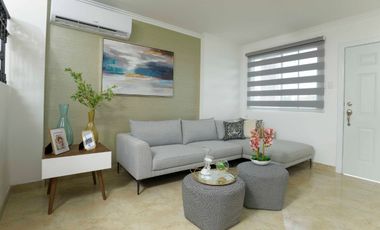 Venta de casa cerca del Riocentro Dorado y Plaza Batan, La Aurora, Guayaquil