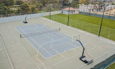 Venta de casa cerca del Riocentro Dorado y Plaza Batan, La Aurora, Guayaquil