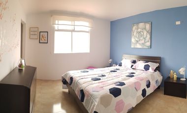 Venta de casa cerca del Riocentro Dorado y Plaza Batan, La Aurora, Guayaquil