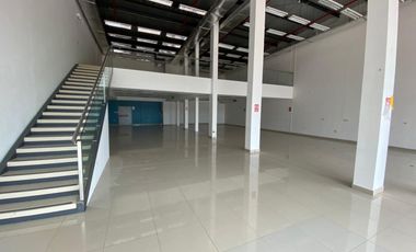 Local Comercial en Alquiler en la Aurora