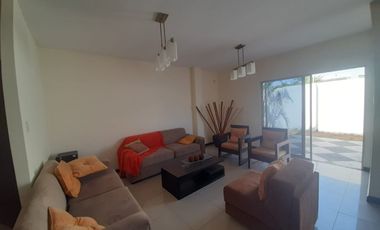Vendo Linda Casa en Belo Horizonte, Vía a La Costa.