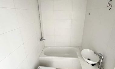 Alquiler 2 ambientes con balcón y patio propio