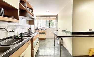 Departamento en arriendo de 4 dorm. en Vitacura