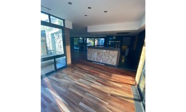 Chalet 4 ambientes. Zona San Carlos.