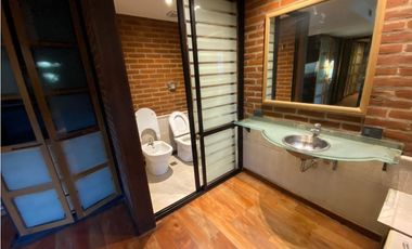 Chalet 4 ambientes. Zona San Carlos.